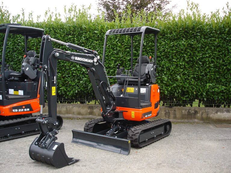 miniescavatore-eurocomach-es-18-zt-girosagoma-nuovo-carro-allargabile-pronta-consegna-
